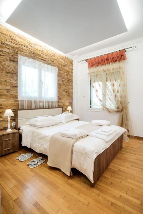Kifisia Kallisti Suites Athena Bagian luar foto