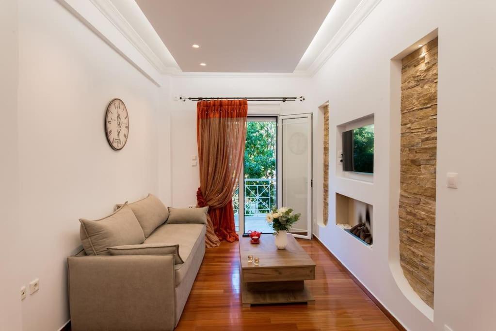 Kifisia Kallisti Suites Athena Bagian luar foto